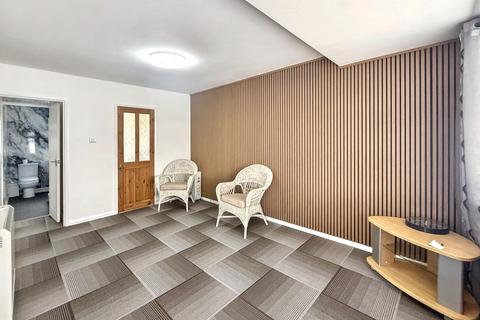 2 bedroom flat for sale, Sunningdale Close, Chapel St. Leonards, PE24