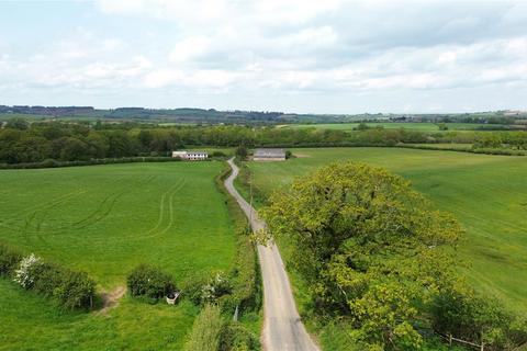 Land for sale, 6.5 Acres - Bow, Crediton, Devon, EX17