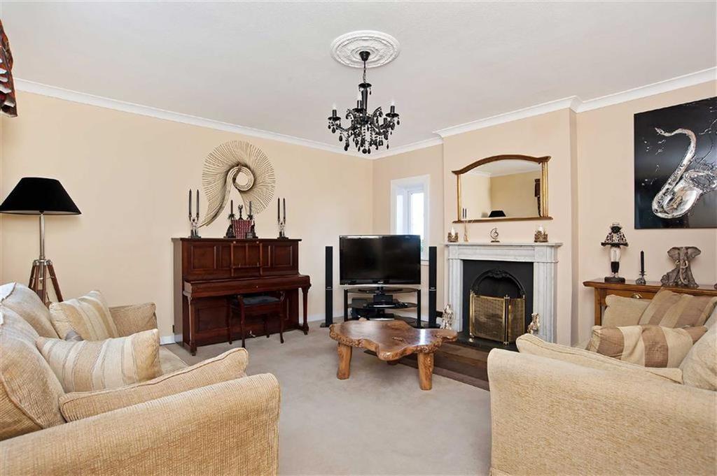 Forest Moor Road, Knaresborough, North Yorkshire 5 bed detached house