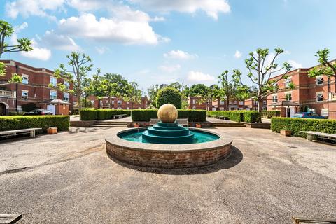 1 bedroom flat for sale, Franklin Court, Godalming GU8