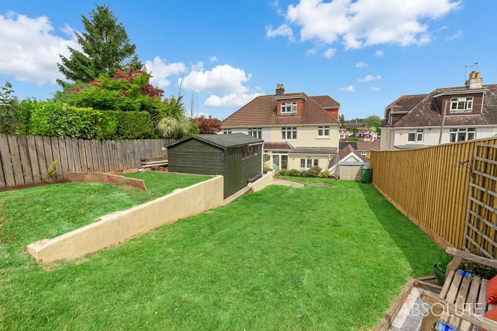 4 bedroom semi-detached house for sale
