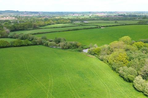 Land for sale, 12.52 Acres - Bow, Crediton, Devon, EX17