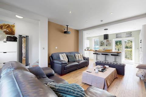 2 bedroom semi-detached house for sale, Glasgow Road, Barrhead, Glasgow, East Renfrewshire