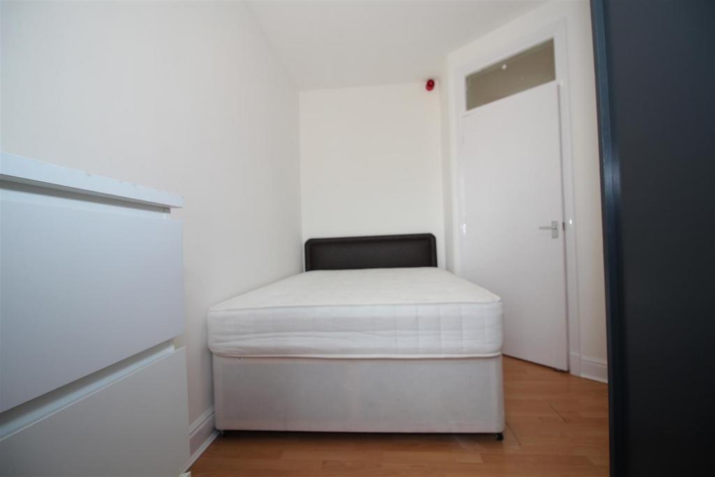 Apartment in Leicester, City of Leicester - View 5