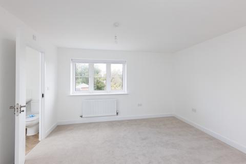 5 bedroom detached house to rent, Leaf Living at Albany Park, Church Crookham, Fleet, GU52