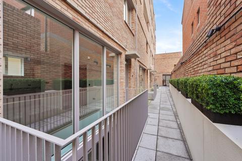 undefined, London E8