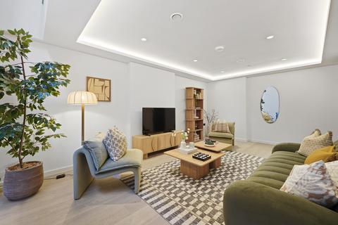 undefined, London E8