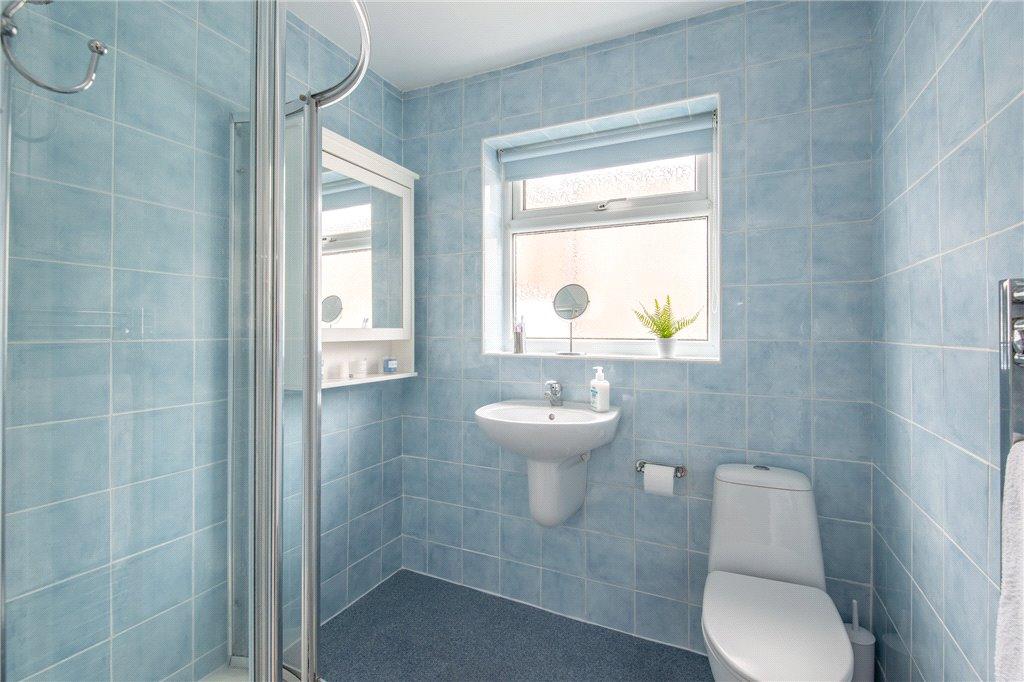 Picture No. Shower R
