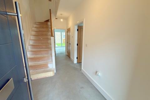 undefined, Thames View, Blunsdon, Swindon
