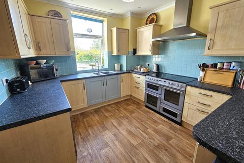 4 bedroom detached bungalow for sale, Sampford Spiney, Yelverton