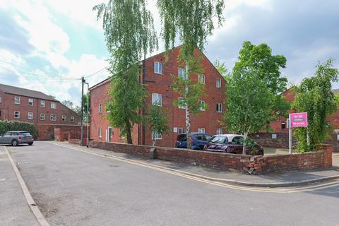 2 bedroom flat for sale, Wheaton Avenue, Leeds LS15