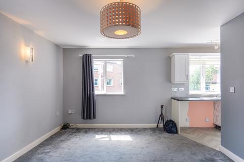 2 bedroom flat for sale, Wheaton Avenue, Leeds LS15