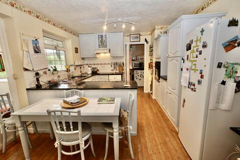 4 bedroom bungalow for sale, Kippax Avenue, Wells