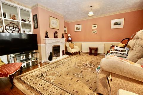 4 bedroom bungalow for sale, Kippax Avenue, Wells