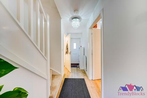 4 bedroom terraced house for sale, Victoria Road, Southampton SO19