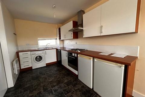 2 bedroom flat for sale, North Side, GATESHEAD