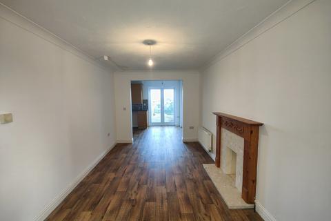 3 bedroom house to rent, Poltair Road, Penryn, TR10
