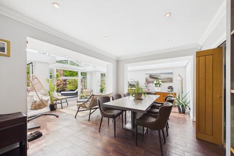 6 bedroom detached house for sale, Broome Close, Yateley, Hampshire, GU46