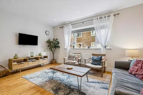 3 bedroom flat for sale – pohled 2