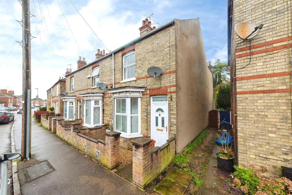 2 bedroom house to rent
