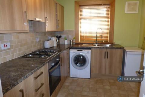 2 bedroom flat to rent, St John Street, Stirling, FK8