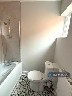 2 bedroom terraced house to rent, Cambria St, Liverpool, L6