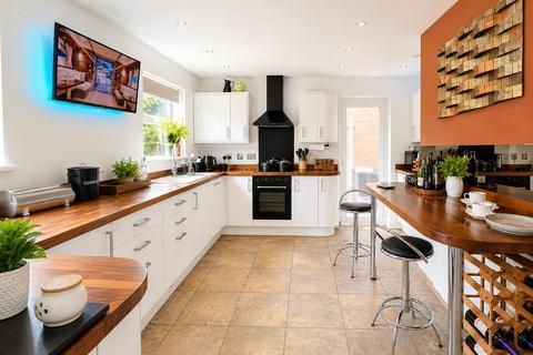 4 bedroom detached house for sale, Pinkers Mead, Emersons Green, Bristol