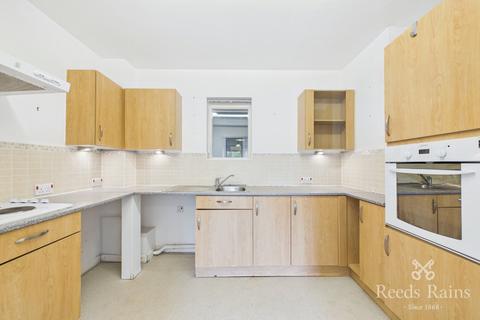 2 bedroom apartment for sale, East Road, Cheshire CW10
