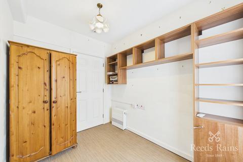 2 bedroom apartment for sale, East Road, Cheshire CW10