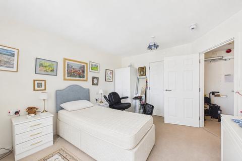 2 bedroom apartment for sale, East Road, Cheshire CW10