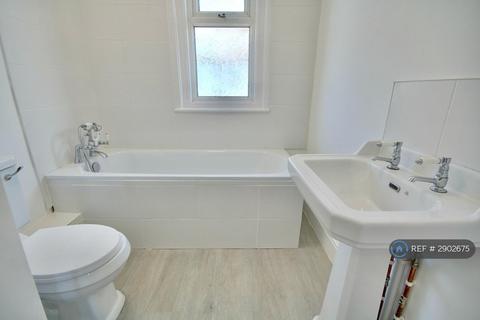 3 bedroom terraced house to rent, St Anns Road, Southsea, PO4