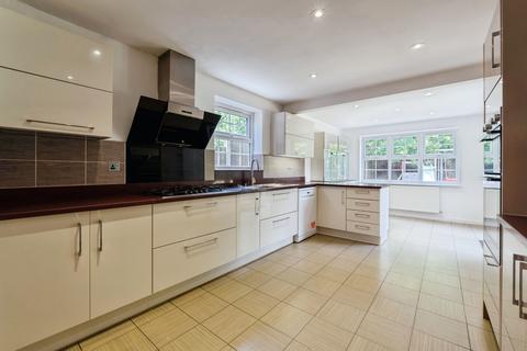4 bedroom detached house for sale, Nicolson Road, Loughborough, LE11