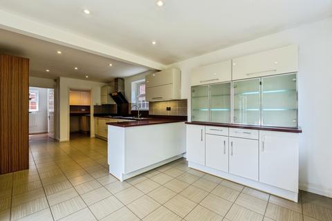 4 bedroom detached house for sale, Nicolson Road, Loughborough, LE11