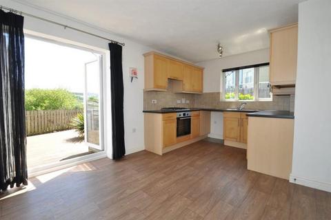 3 bedroom semi-detached house to rent, Poltair Road, Penryn, TR10