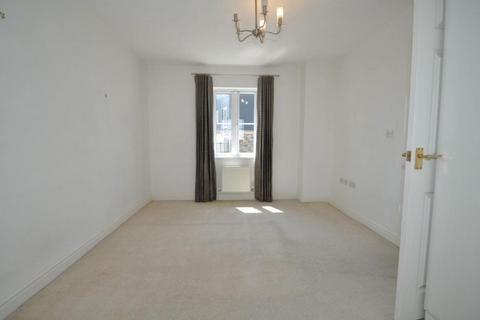 3 bedroom semi-detached house to rent, Poltair Road, Penryn, TR10