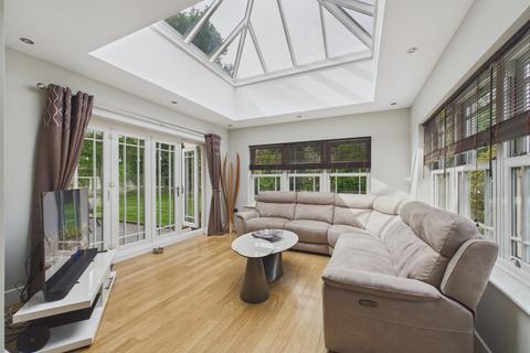 5 bedroom detached house for sale, Moorgate Avenue, Moorgate