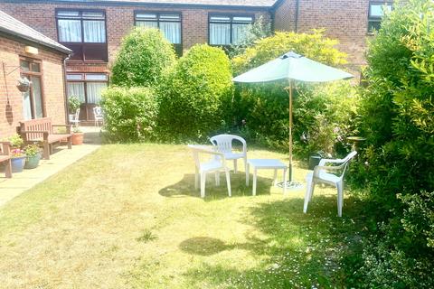 1 bedroom flat for sale, Elmwood Court, Baldock SG7