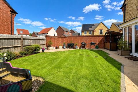 4 bedroom detached house for sale, Cheviot Road, Westbury