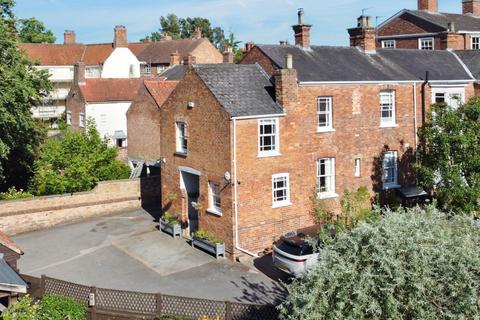 3 bedroom townhouse for sale, 42C Westgate, Louth LN11 9YD