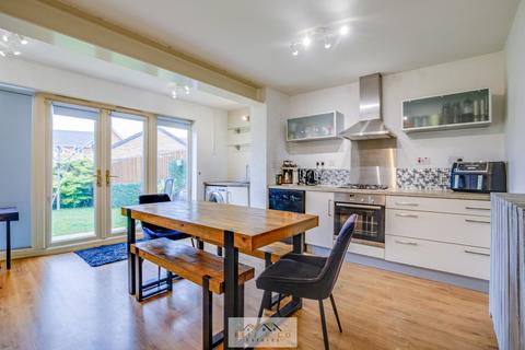 4 bedroom townhouse for sale, Carlton Gate Drive, Sheffield S26