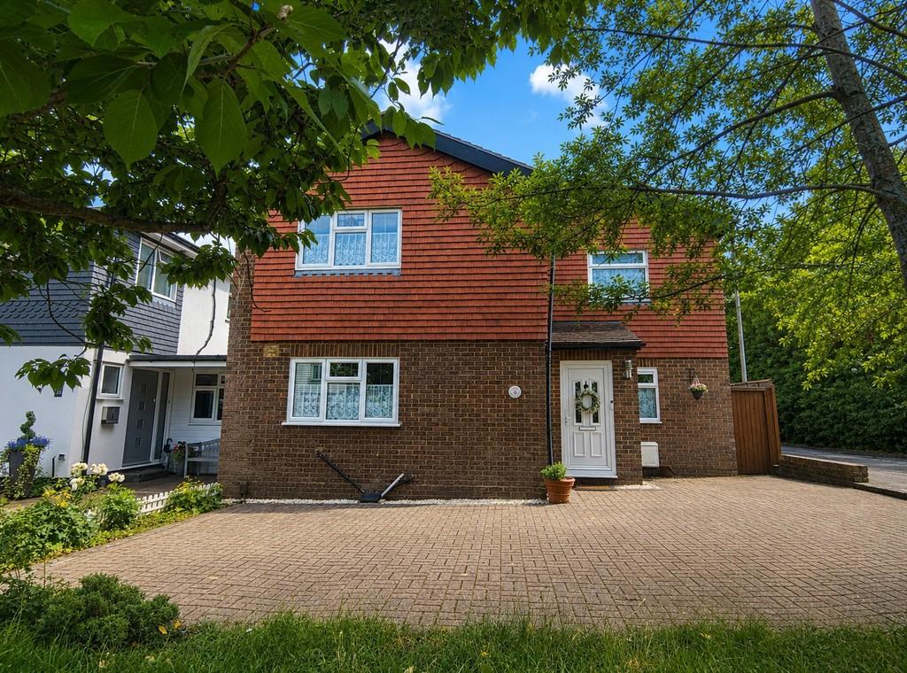 98 Lambourne Road - new pic