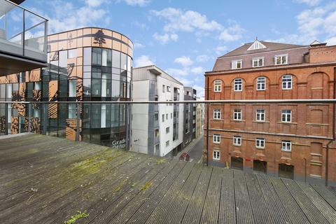 1 bedroom flat to rent, Brewhouse Yard, London EC1V