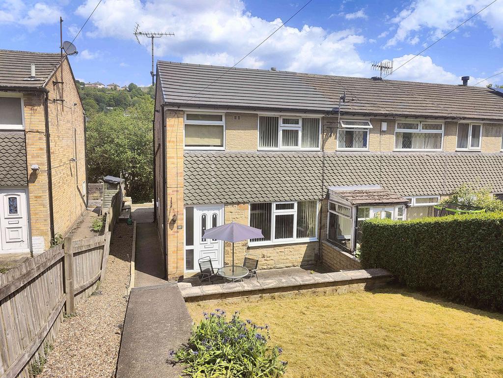 3 bedroom end of terrace house for sale