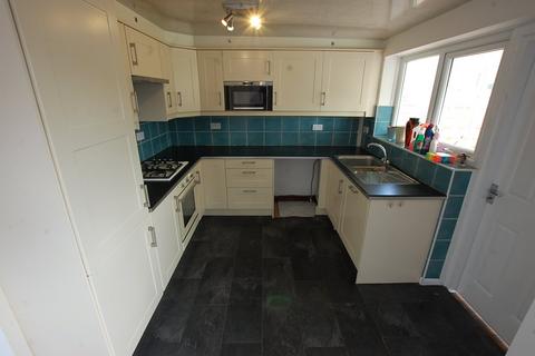 4 bedroom semi-detached house to rent, Borrowdale Crescent, Greater Manchester OL7