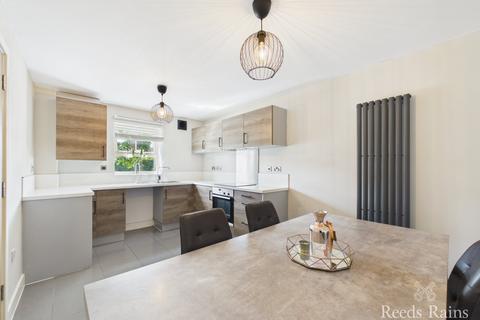 4 bedroom terraced house for sale, Maybury Road, East Yorkshire HU9
