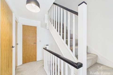 4 bedroom terraced house for sale, Maybury Road, East Yorkshire HU9