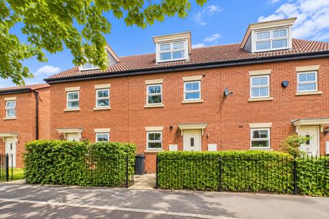 4 bedroom terraced house for sale - Maybury Road, East Yorkshire HU9