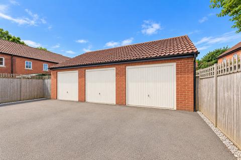 4 bedroom terraced house for sale, Maybury Road, East Yorkshire HU9