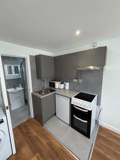 Property to rent, Tilekiln Close, Waltham Cross EN7