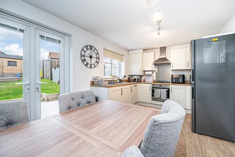 3 bedroom end of terrace house for sale, Aspen Drive, Gorebridge